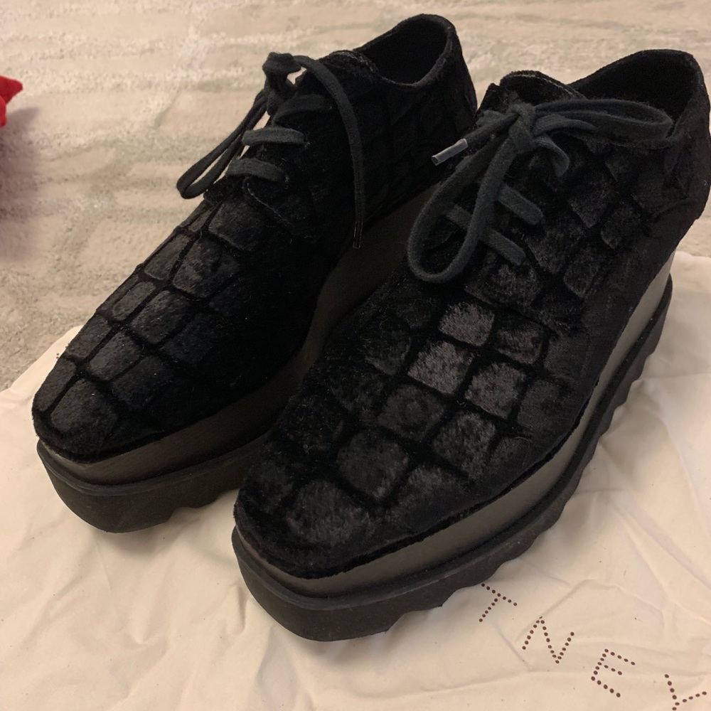 Stella McCartney Black Velvet Eylsse Shoe Size 37